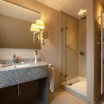 Hotel Kronenschloesschen 4*