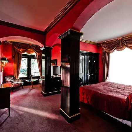 Kronenschloesschen Hotel