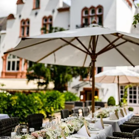 Hotel Kronenschloesschen 4*