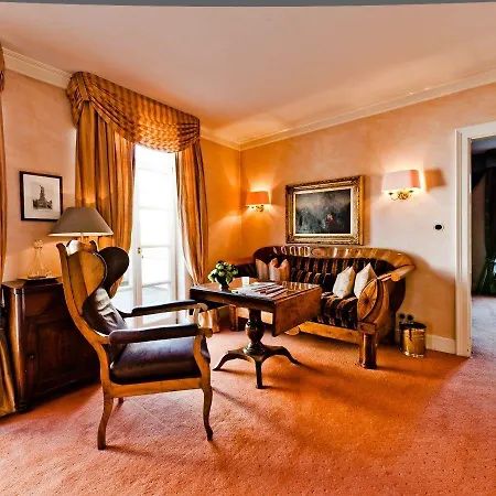 Kronenschloesschen Hotel