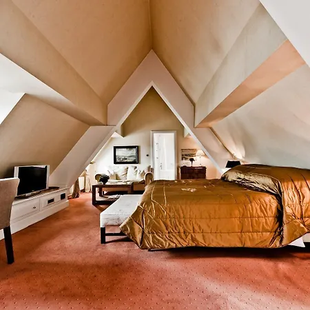 Kronenschloesschen Hotel Eltville am Rhein