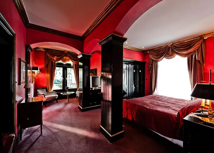 Kronenschloesschen Hotel